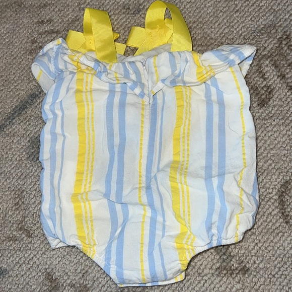 Lily Gaufrette romper - Picture 2 of 4